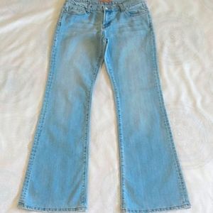 Women's jeans made by U Blue Good Condition.